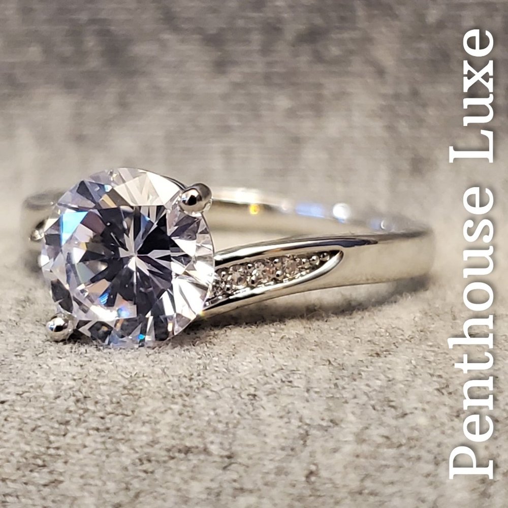 🔥 CLEARANCE! White Sapphire Bypass Swirl Ring - Picture 2 of 8